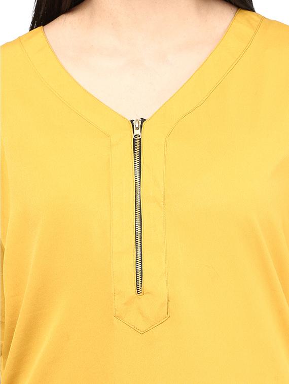 yellow poly crepe top - 10237029 - Zoom Image - 4