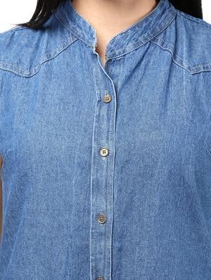 blue denim regular shirt - 10237088 - Standard Image - 4