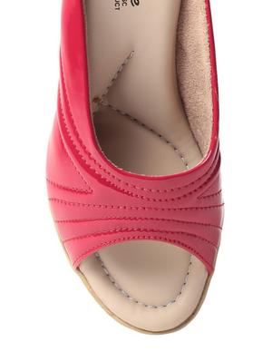 stilettos & heels - 10277323 - Standard Image - 4