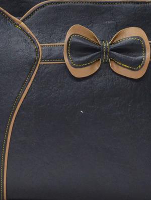 black leatherette handbag - 10551469 - Standard Image - 4