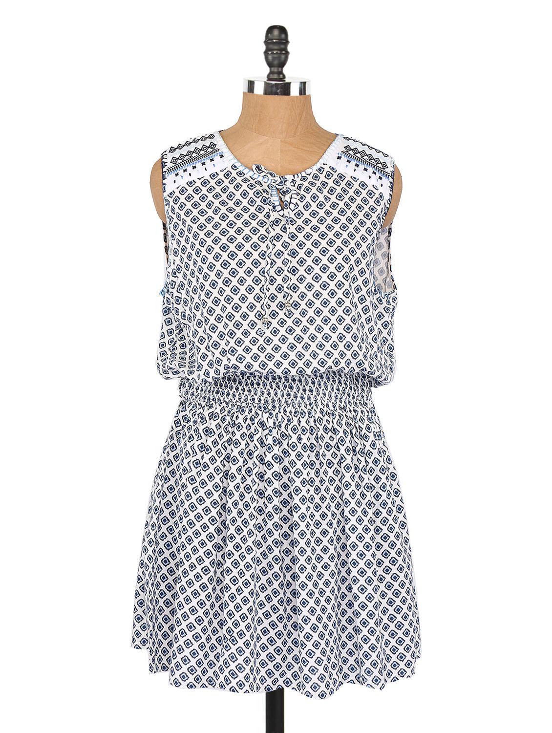 Printed Sleeveless Short Dress - Globus