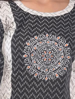 black cotton straight kurta - 10814570 - Standard Image - 4