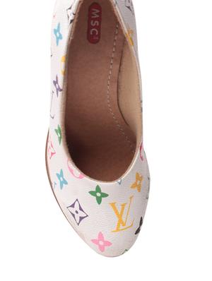 white leatherette pumps - 10859266 - Standard Image - 4