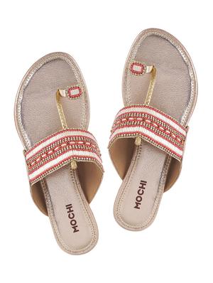 gold mesh toe separator kolhapuris - 11410154 - Standard Image - 4