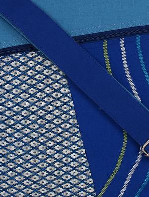 blue canvas printed sling bag - 11875212 - Standard Image - 4