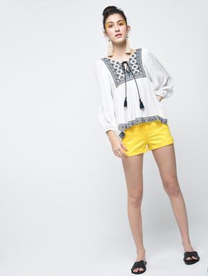 yellow cotton hot pants - 12107530 - Standard Image - 4