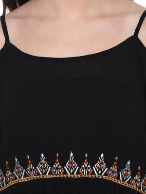 black embroidered rayon regular top - 12124172 - Standard Image - 4