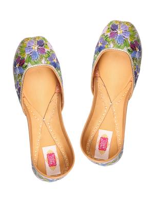 lilac hand painted silk mojris - 12241605 - Standard Image - 4
