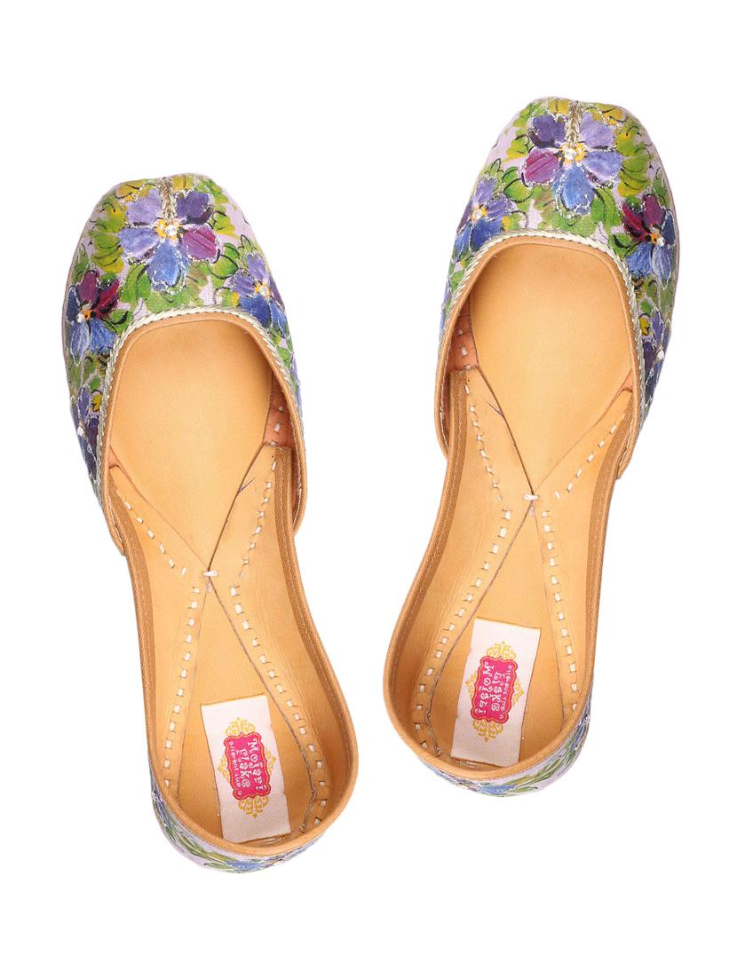 lilac hand painted silk mojris - 12241605 - Zoom Image - 4