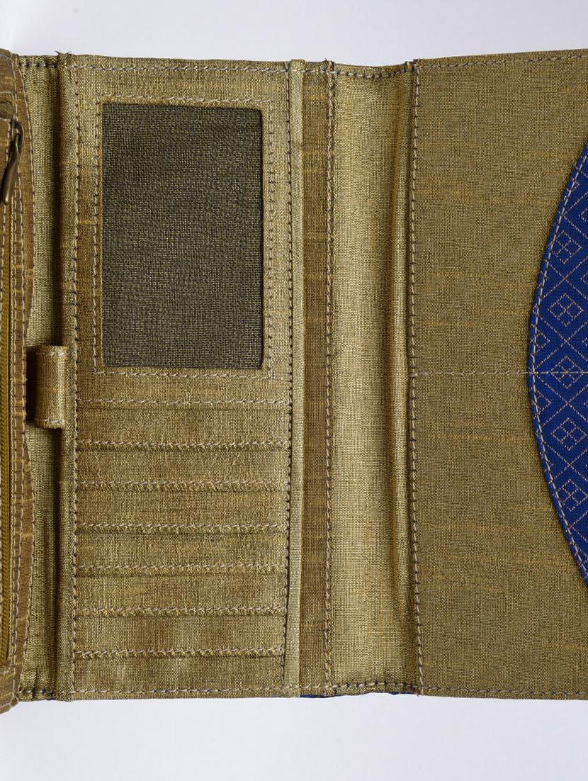 royal blue geometrical brocade wallet - 1247595 - Zoom Image - 4