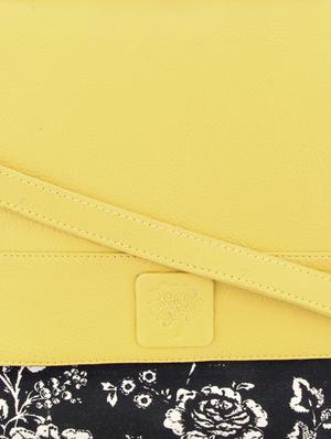 Multi canvas floral printed sling bag - 12562678 - Standard Image - 4