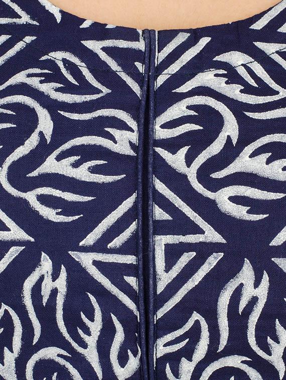 blue cotton a-line kurta - 12787536 - Zoom Image - 4