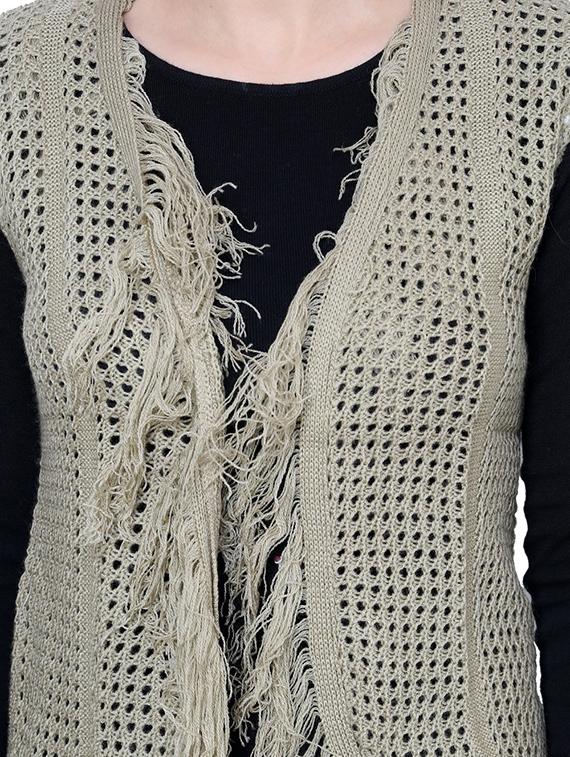 beige acrylic sleeveless shrug - 12789318 - Zoom Image - 4
