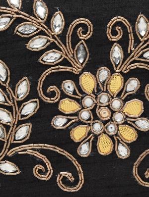 black embellished polyester box clutch - 1286760 - Standard Image - 4