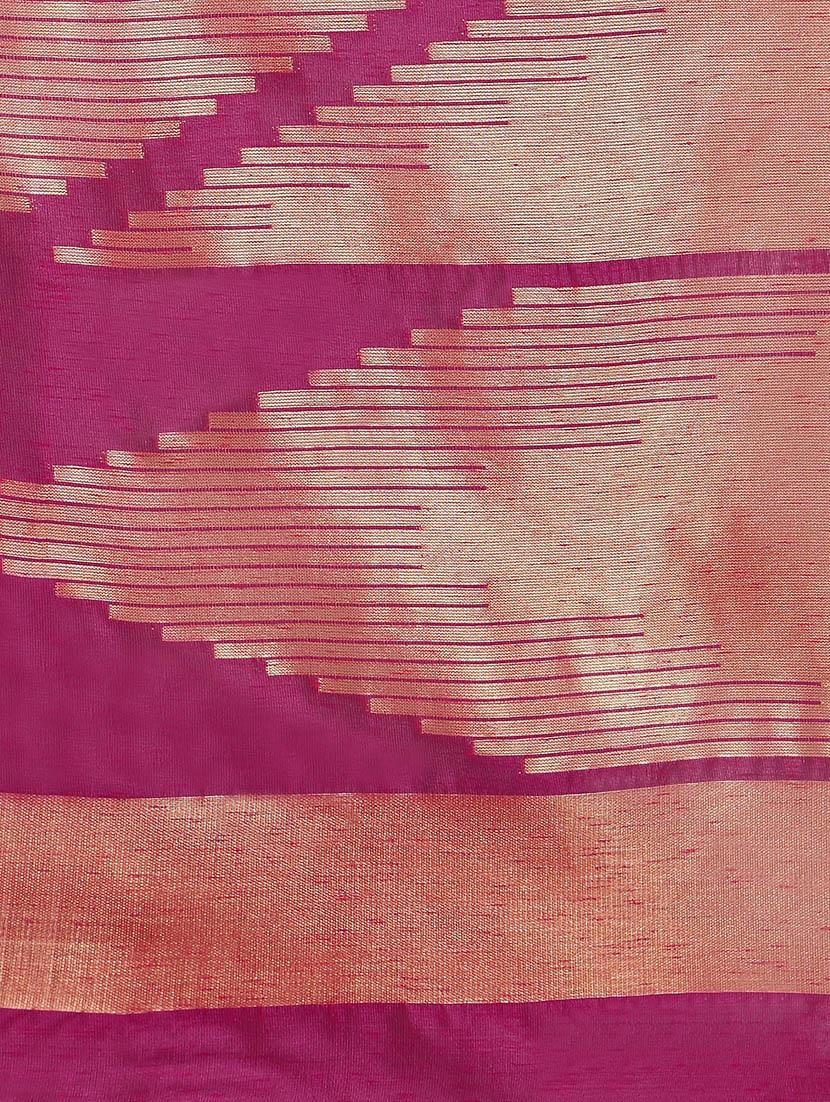 magenta art silk woven saree with blouse - 12981239 - Zoom Image - 4
