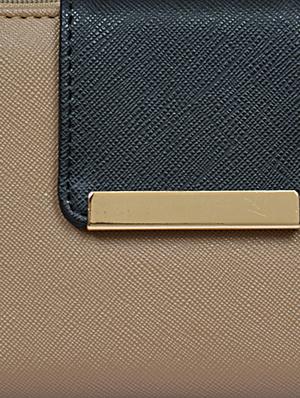 brown magnetic snap faux leather wallet - 1326189 - Standard Image - 4