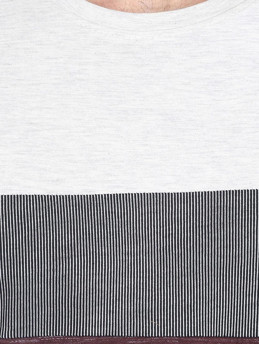maroon cotton cut & sew t-shirt - 13482153 - Zoom Image - 4