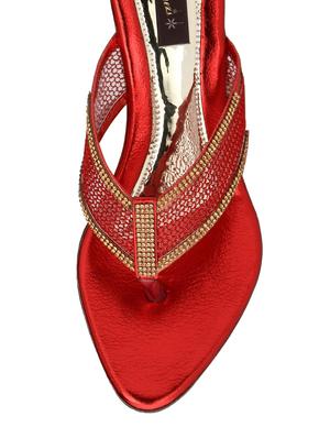 300 red wedges - 13524729 - Standard Image - 4