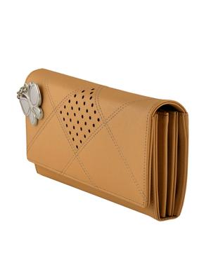 beige leatherette regular clutch - 13682031 - Standard Image - 4
