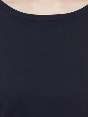 thumb hole sleeved striped tee - 13810188 - Standard Image - 4