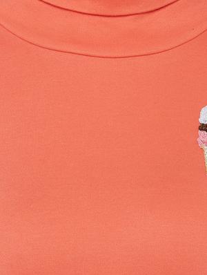 embroidered patch turtle neck top - 13949982 - Standard Image - 4