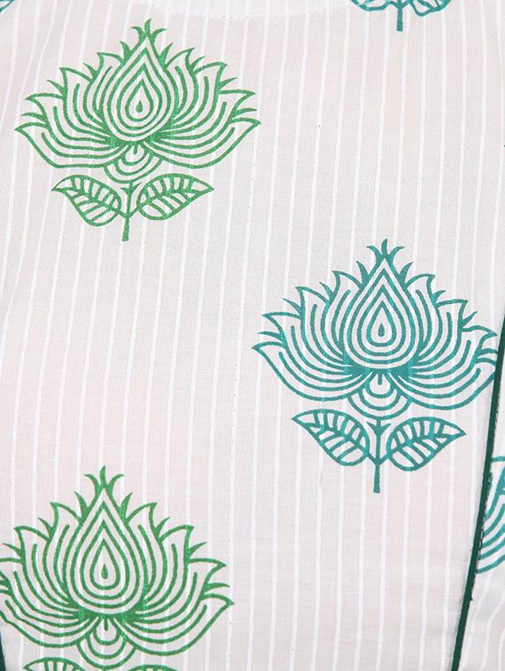 White & green cotton block printed stitched blouse - 13993950 - Zoom Image - 4