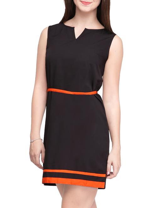 notch neck contrast detail dress - 14005637 - Standard Image - 1