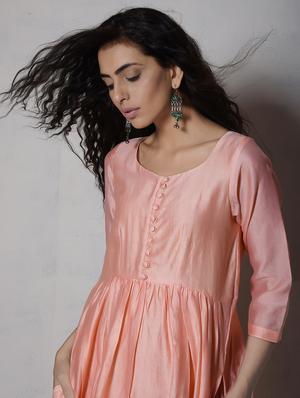 Peach chanderi flared kurta with pocket - 14068666 - Standard Image - 4