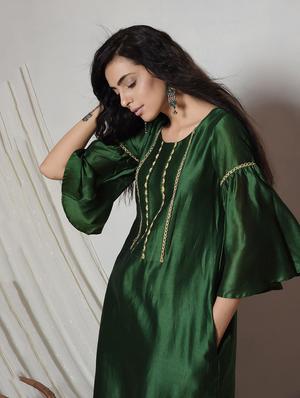 Green chanderi silk kurta - 14068669 - Standard Image - 4