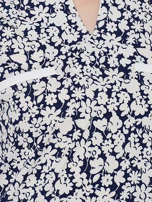 Mandarin collar floral top - 14113965 - Standard Image - 4