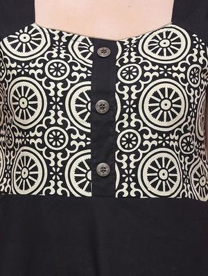 black cotton flared kurta - 14194132 - Standard Image - 4