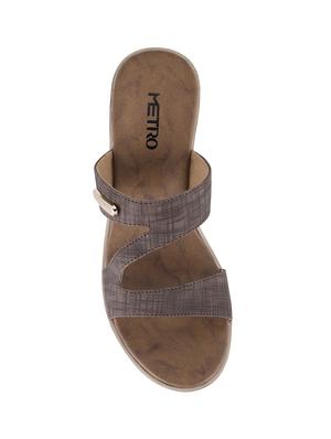 brown platforms sandal - 14422742 - Standard Image - 4