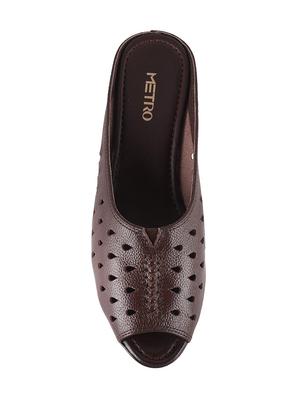 brown pu slip on wedges - 14422822 - Standard Image - 4