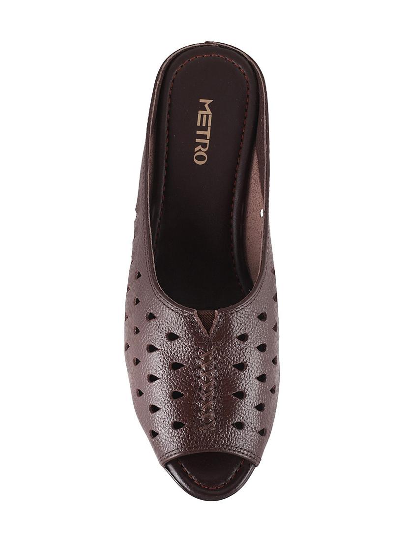 brown pu slip on wedges - 14422822 - Zoom Image - 4