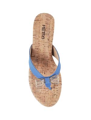 blue toe separator wedge - 14422847 - Standard Image - 4