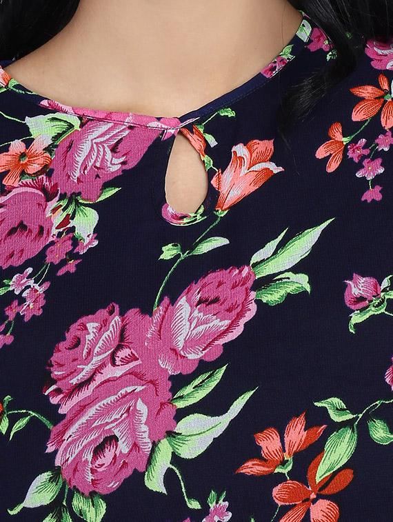 Black floral georgette a-line dress - 14423799 - Zoom Image - 4