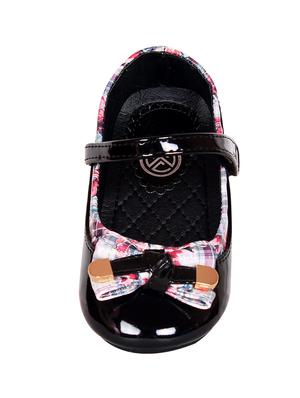 black leatherette flat ballerina - 14472962 - Standard Image - 4