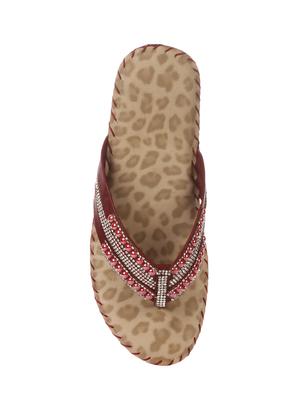 maroon toe separator slippers - 14501123 - Standard Image - 4
