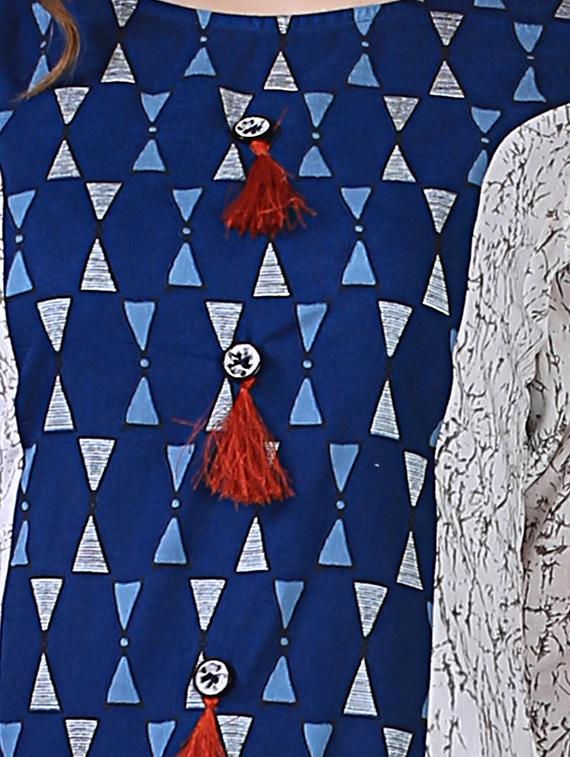 blue cotton asymmetric kurta - 14514055 - Zoom Image - 4