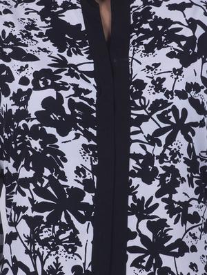 monochrome crepe high slit kurta - 14520718 - Standard Image - 4