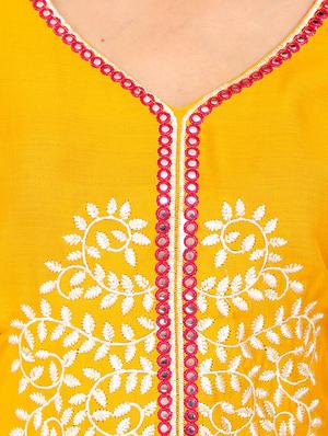 yellow rayon straight kurta - 14531370 - Standard Image - 4