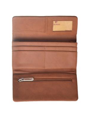 tan leatherette regular clutch - 14533598 - Standard Image - 4