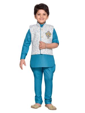 blue cotton blend kurta set and waistcoat - 14537653 - Standard Image - 4