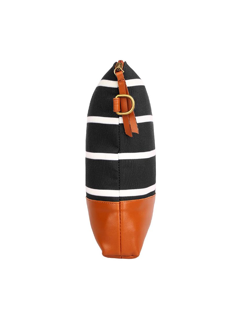 black canvas regular sling bag - 14543193 - Zoom Image - 4