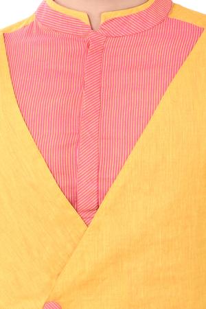 yellow cotton long kurta - 14544007 - Standard Image - 4