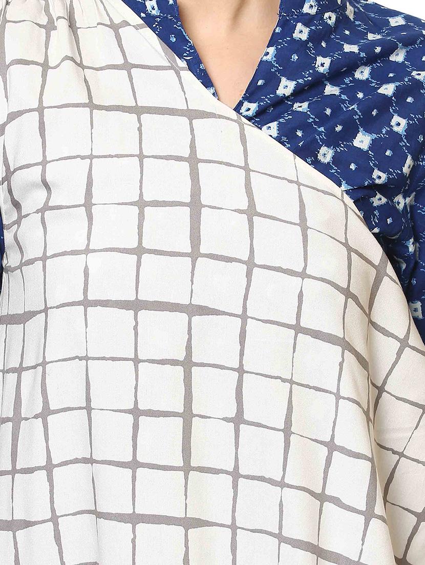 white & blue cotton layered kurta - 14547669 - Zoom Image - 4