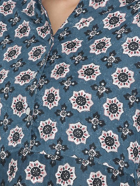 multi colored cotton kurta palazzo set - 14563445 - Zoom Image - 4
