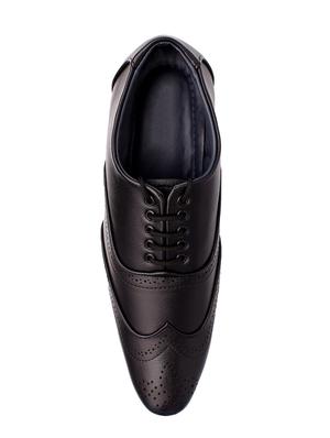 black leatherette formal brouge - 14572934 - Standard Image - 4