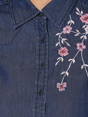 blue denim embroidered shirt - 14620204 - Standard Image - 4