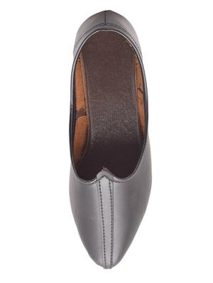 black leatherette slip on mojari - 14641254 - Standard Image - 4